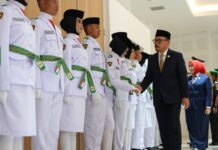 Jelang HUT RI ke-81, Gubernur Sulbar Kukuhkan 65 Paskibraka