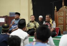 Untaian Doa dan Senyum Anak Yatim, Tradisi Jumat Berkah Polda Sulbar
