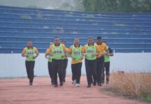 Kapolda Sulbar Bersama PJU Perkuat Fisik Lewat Tes Kesamaptaan di Stadion Manakarra