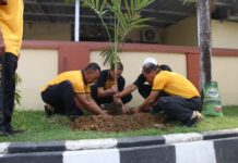 Kapolresta Mamuju Gelar Green Policing, Wujudkan Kepedulian terhadap Penghijauan dan Kelestarian Lingkungan